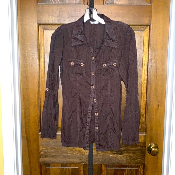 Maurice’s Size Medium Brown Button Up Lightweight Top - Picture 1 of 6
